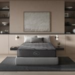 Colchón Beautyrest Silver se compone de una base central de resortes enfundados más una manta de espuma de alta densidad.