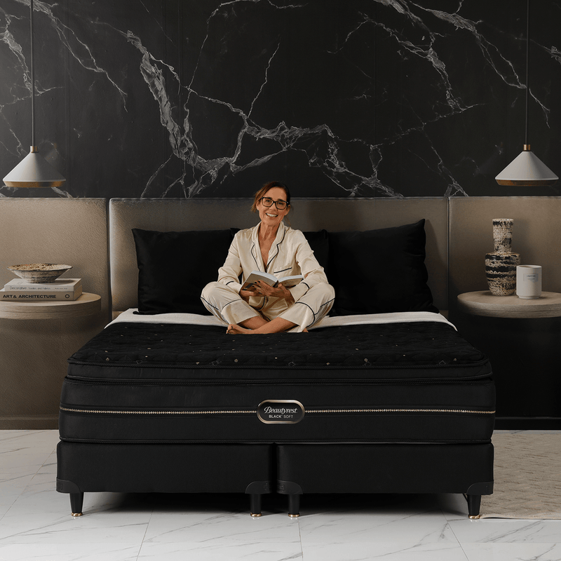 Colchón Beautyrest Black Soft compuesto por espumas especiales con Micropartículas de Diamante. Fibras de Cashmere.